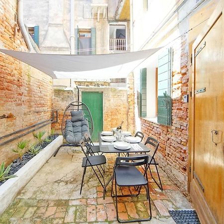 Gondola View Apartment Venezia Eksteriør bilde