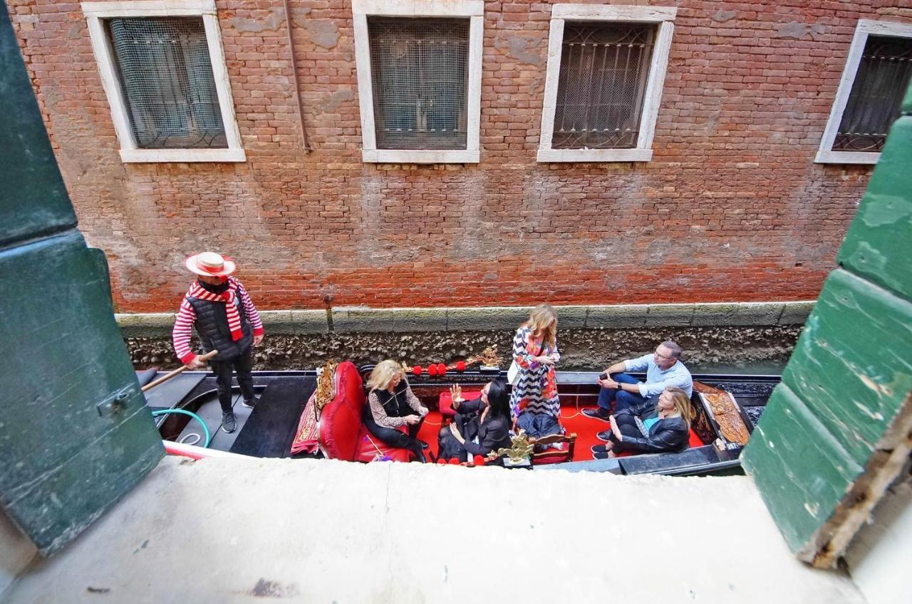 Gondola View Apartment Venezia Eksteriør bilde