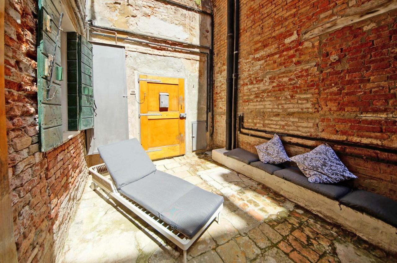 Gondola View Apartment Venezia Eksteriør bilde
